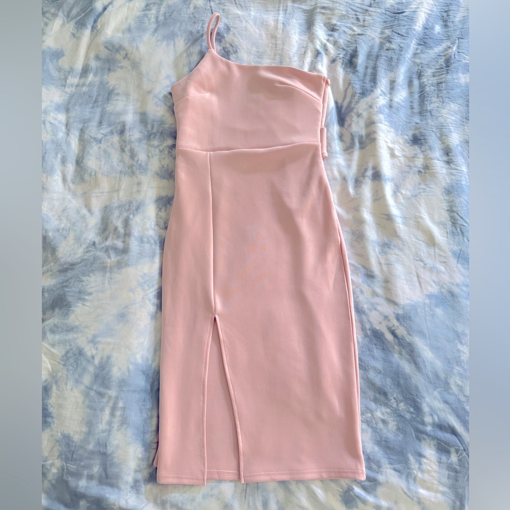 Pink One Shoulder Midi Dress by Lyaner